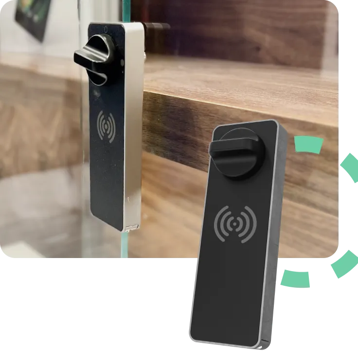 Sempro Twist push lock on a sliding glass door